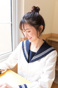 张柏芝母亲